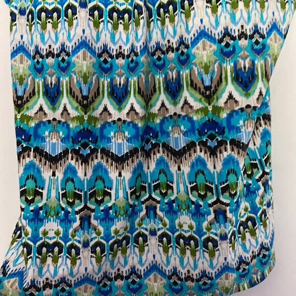 ❤️5/$25❤️ Adjustable Swim Tank Top - Picture 3 of 8